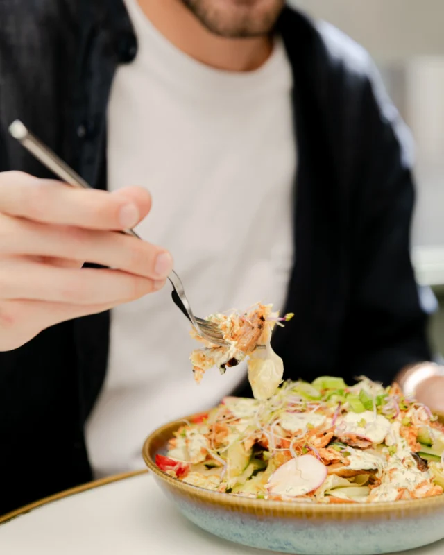 Smash Bowl au menu🍴On mélange, on kiffe et on recommence.#DSCafe #SmashBowl #LunchGoals #BowlAddict #FreshAndTasty