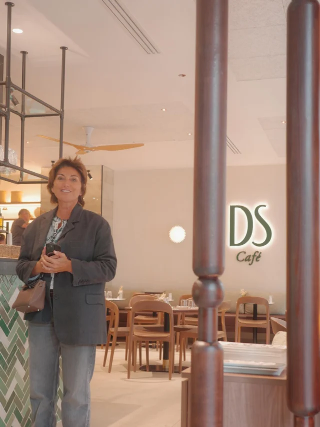 VICTOR HUGO rouvre ses portes !Sandra et toute l’équipe DS Café sont fières de vous accueillir dans un espace totalement repensé.Venez découvrir la nouvelle ambiance et savourer vos plats préférés! 🥗