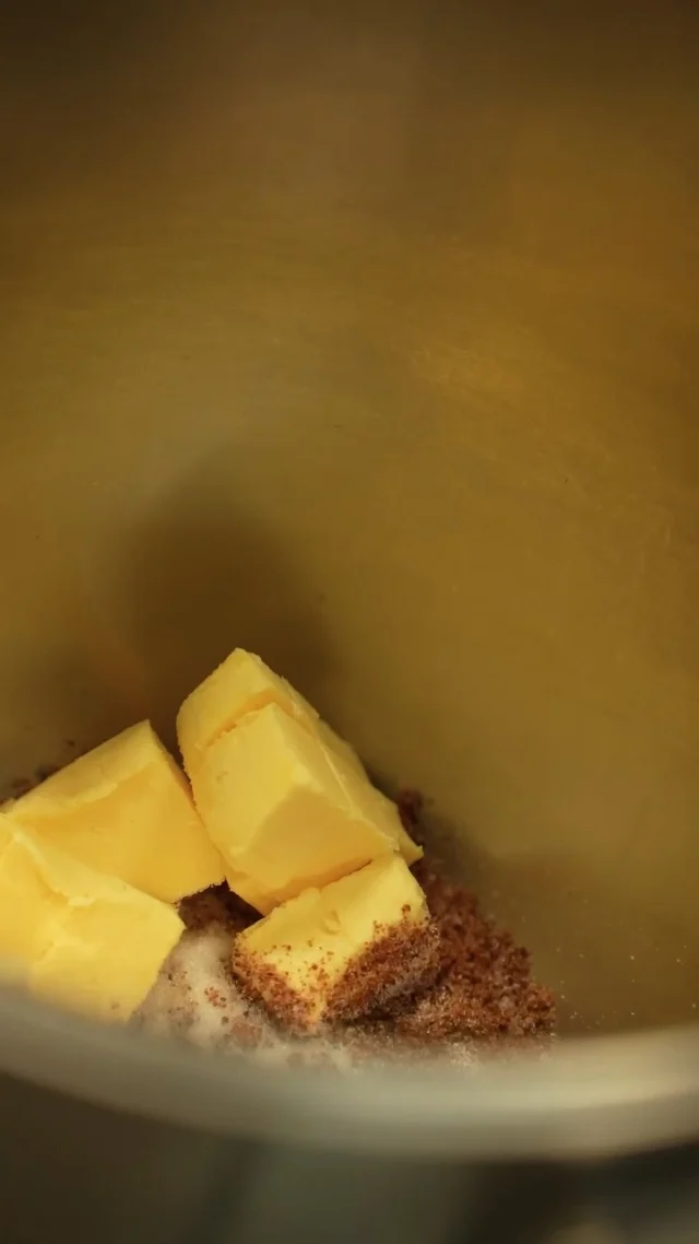 Breaking news : la nouvelle recette de cookies DS Café est démente 🤯 Testée, validée, maîtrisée par nos chefs.Disponible dès maintenant dans tous les DS Café.Alors, tu es plutôt team matcha, chocolat blanc ou chocolat au lait ?